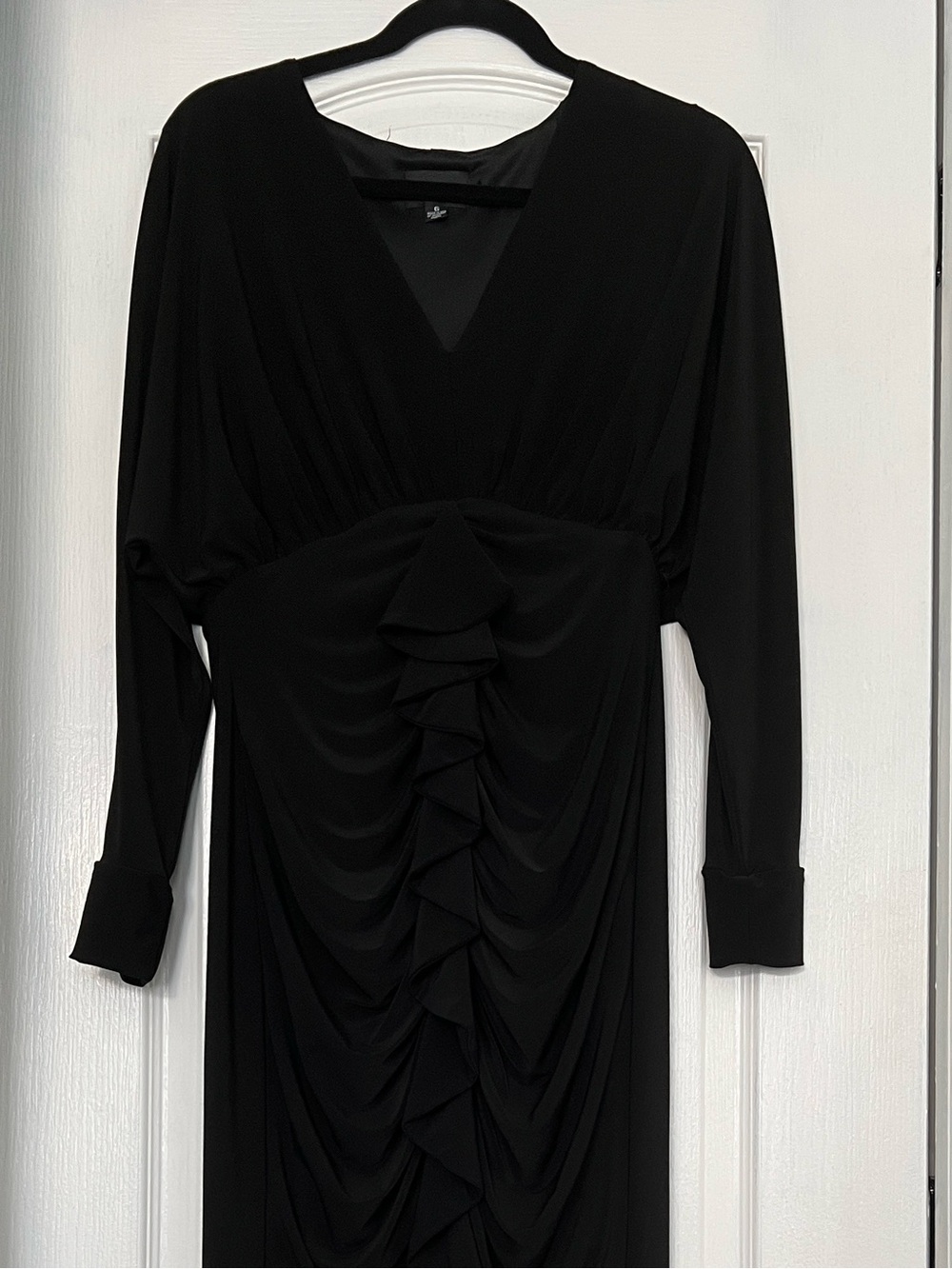 Xscape Black Ruched Ruffle Long Sleeve Evening Gown Size 6 - Picture 4 of 14